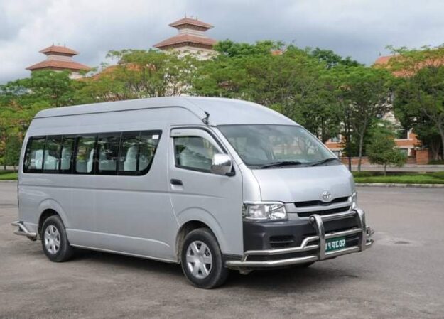 Toyata Hiace (van)