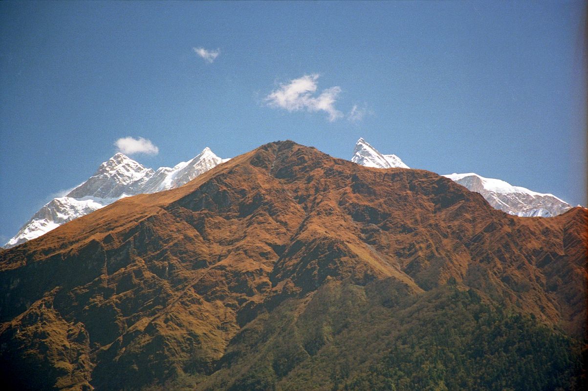 Thulo Bugin (3,200 m / 10,498 ft)